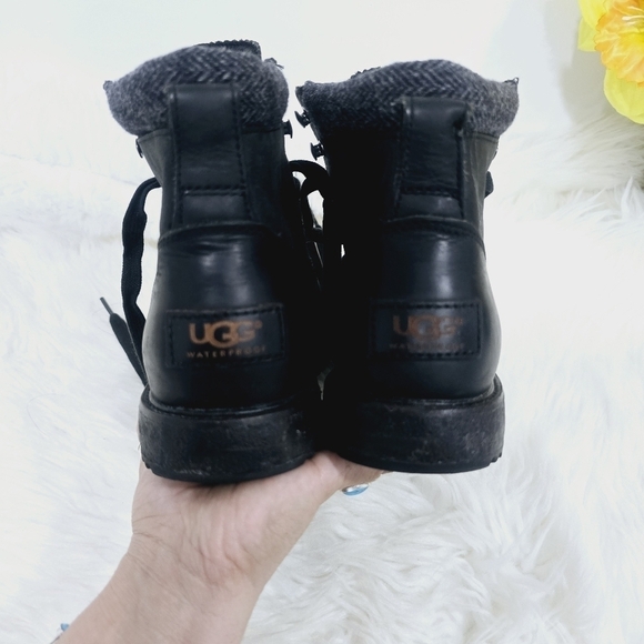 Ugg Merrick Black Leather Chukka Waterproof Boots Size 7.5 - Picture 7 of 8